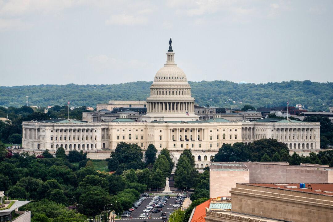 Schumer, Jeffries Request ‘Big 4’ Meeting Ahead of Government Funding Deadline