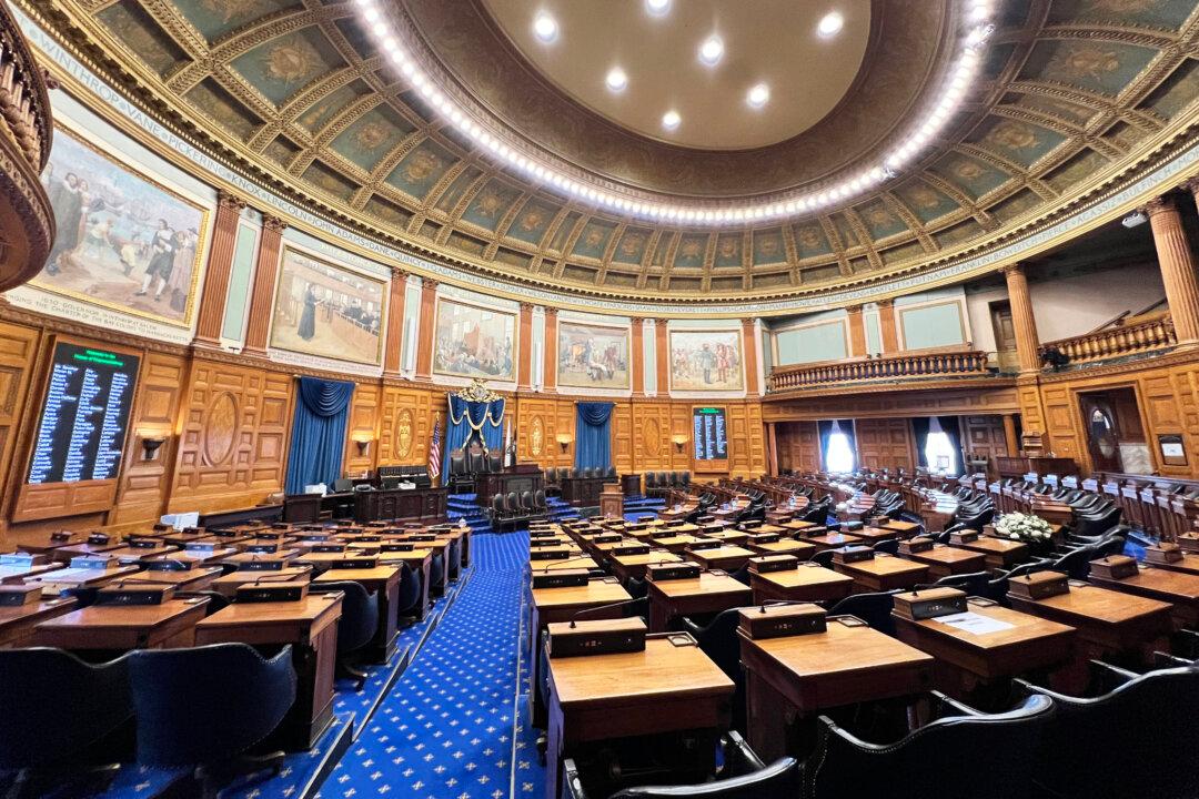 Gun Rights Groups Sue Massachusetts Over ‘Assault Style’ Firearms Ban