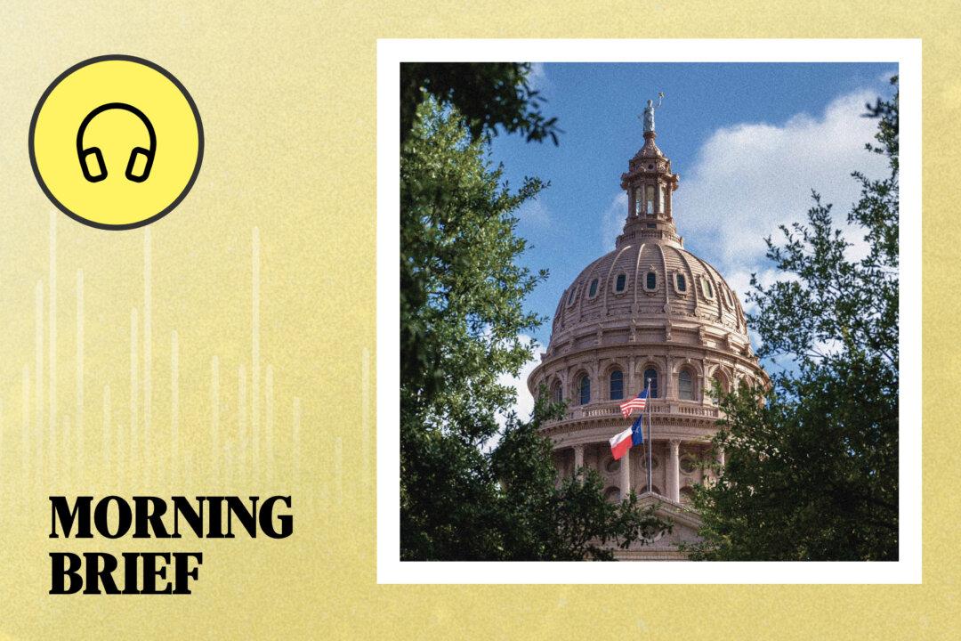 🎧 Texas Democrats Face Arrests and Fines for Fleeing State Amid Legislative Session