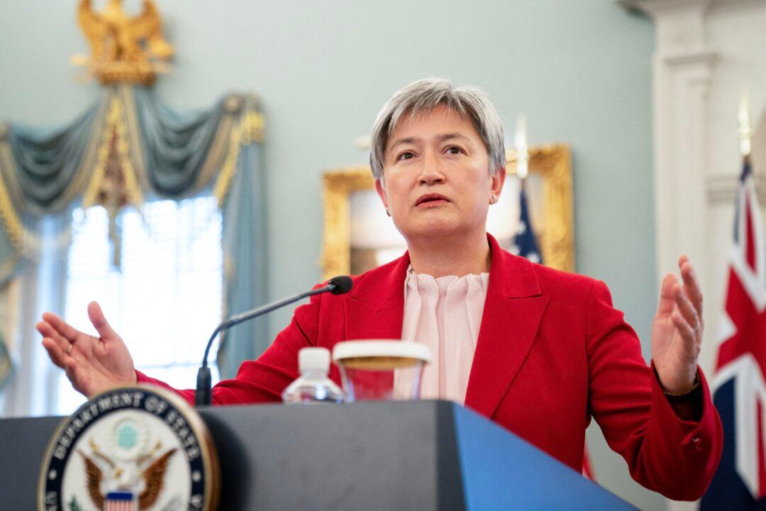 Arrest of Chinese National Prompts Warning From Australian Foreign Minister on Foreign Interference