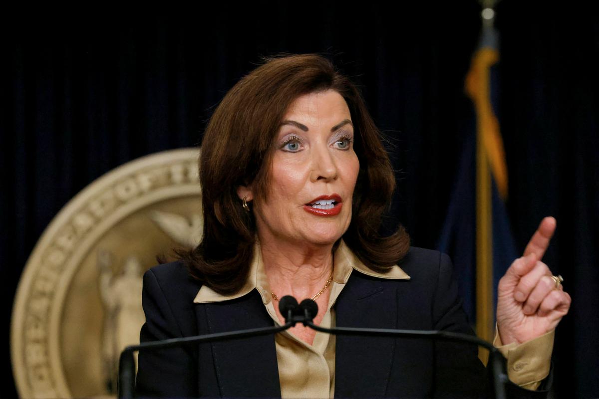 Hochul Touts Reform of Discovery Laws in NY Criminal Justice System thumbnail