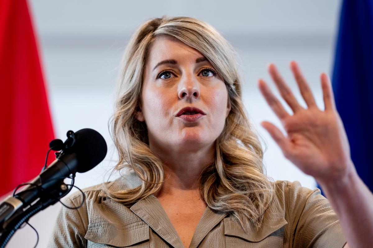 Industry Minister Joly Working With Defence Minister to Meet Increased NATO Spending Target