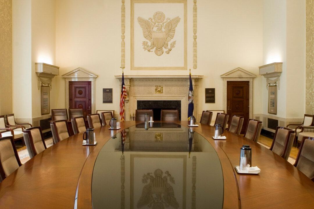 No Return to the Old Balance Sheet, Fed’s Waller Says