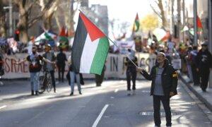 Melbourne Protest Listing Offers $100 to Attend Rally