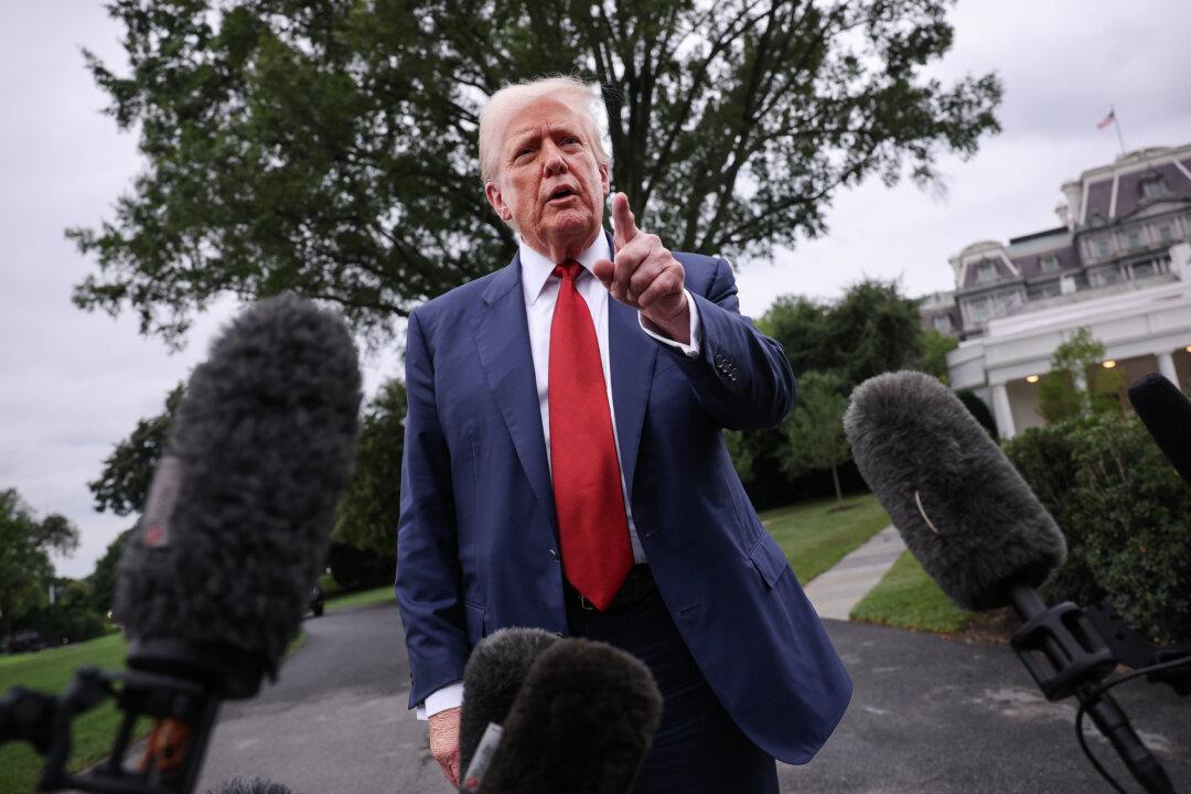 Trump Targets Politicized Debanking in New Executive Order