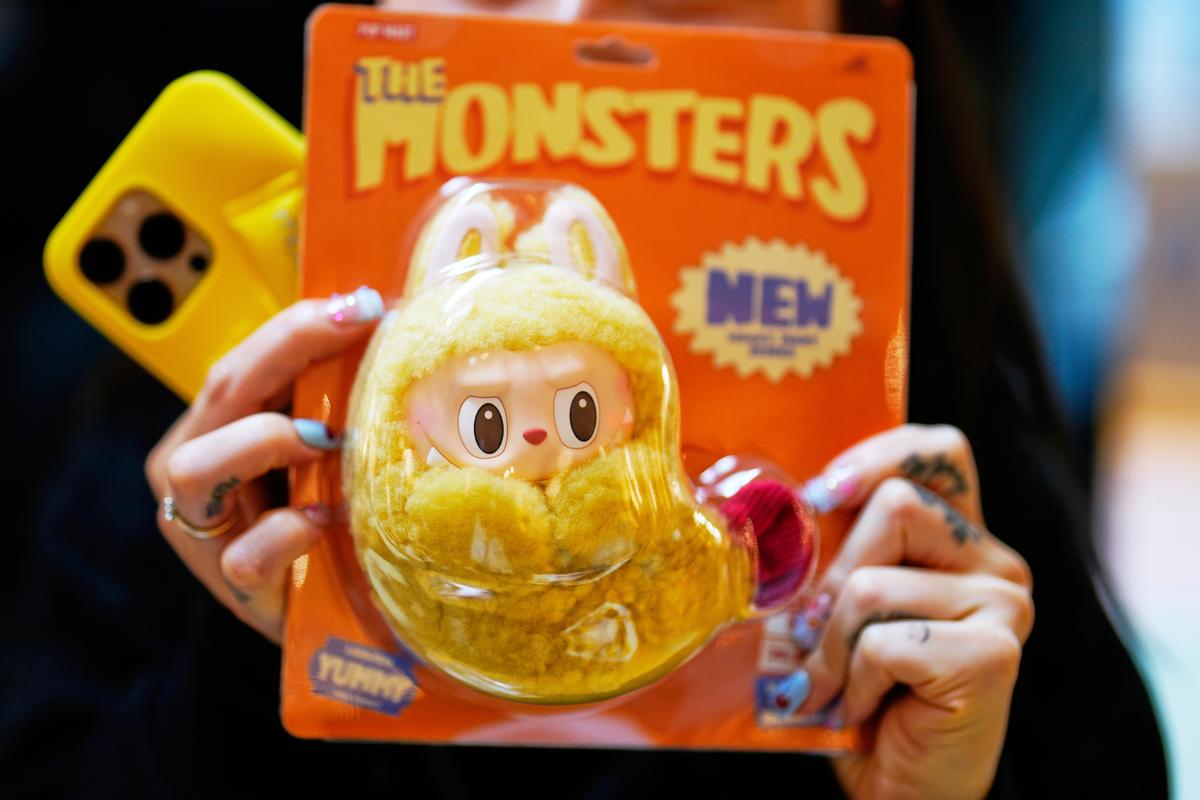 $7,000 Worth of Labubu Dolls Stolen From Los Angeles Store, Authorities Say