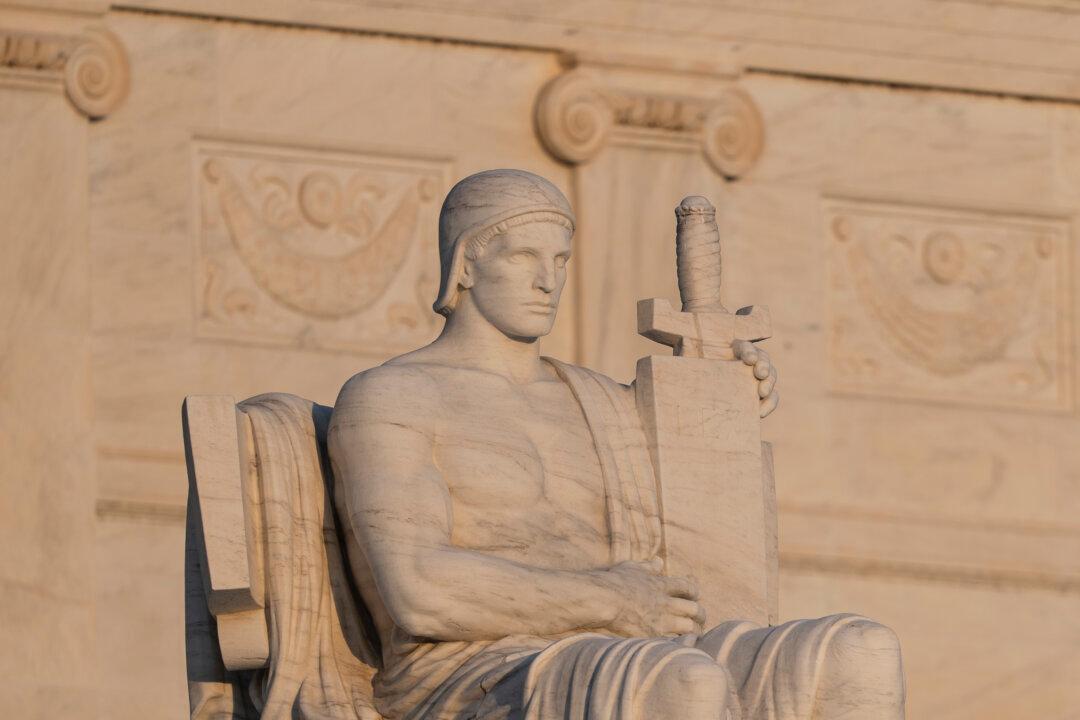 Trump Admin Files Request With Supreme Court for Expedited Tariff Ruling