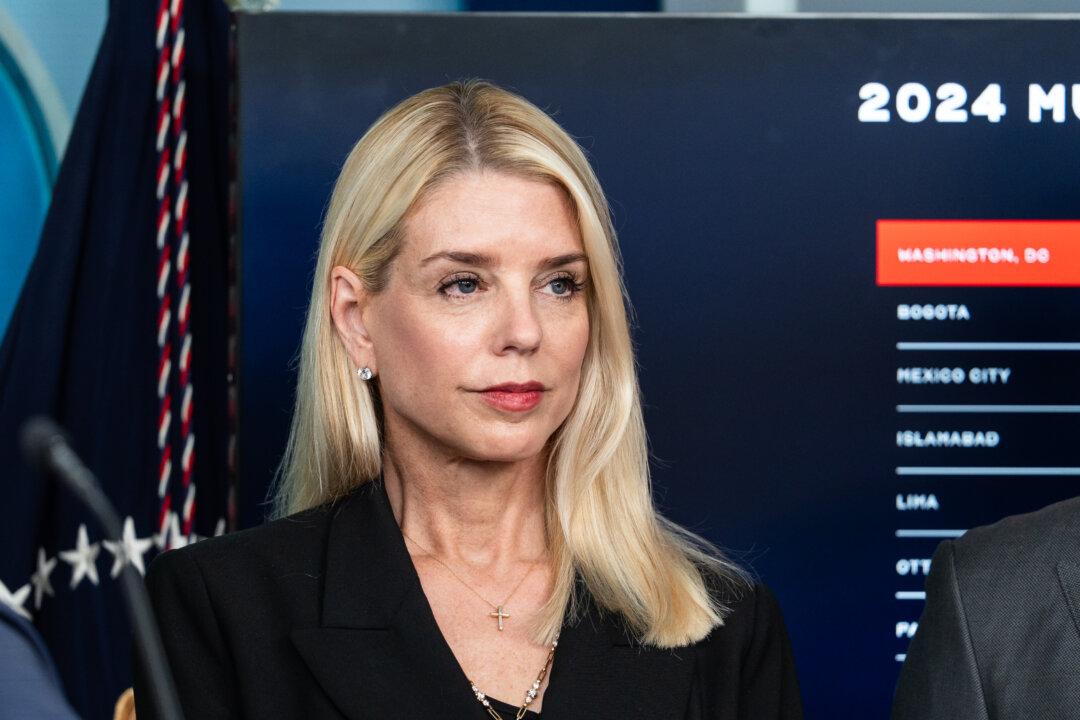 AG Bondi Sends Demand Letters to Sanctuary Jurisdictions, Threatens Legal Action