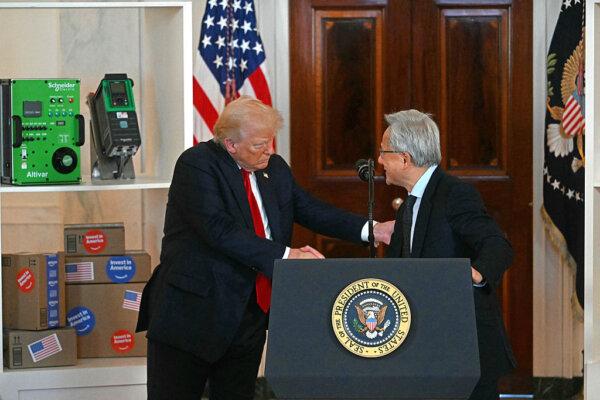 Nvidia, AMD to Share 15 Percent of Revenues From Chip Sales to China With US Government