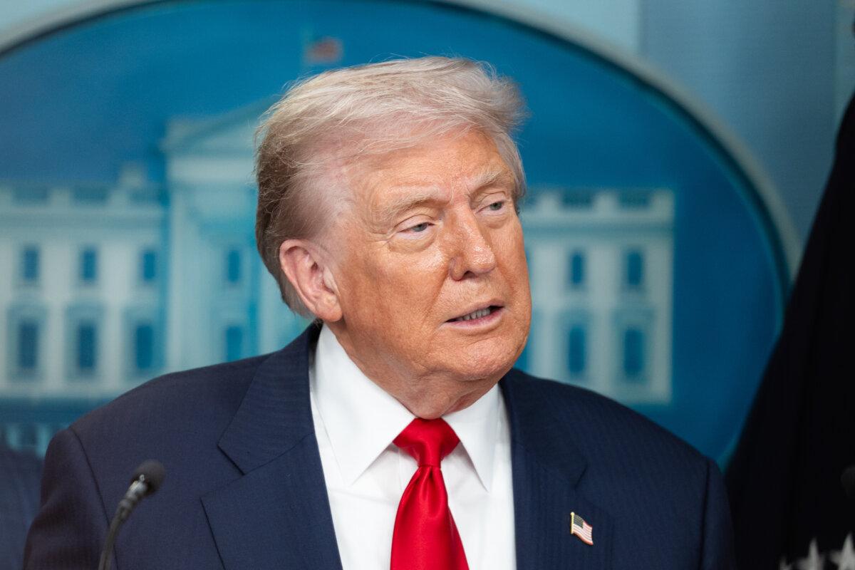 New York Manufacturing Employment Down 45 Percent Since 2000: Analysis 2 President Donald Trump speaks during a press briefing at the White House in Washington on Aug. 11, 2025. (Madalina Kilroy/The Epoch Times)