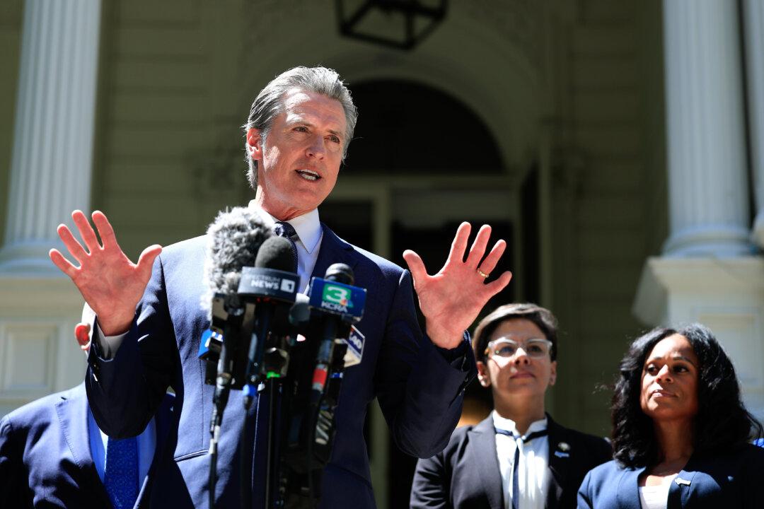 Newsom Urges Trump to Call Off Mid-Decade Redistricting