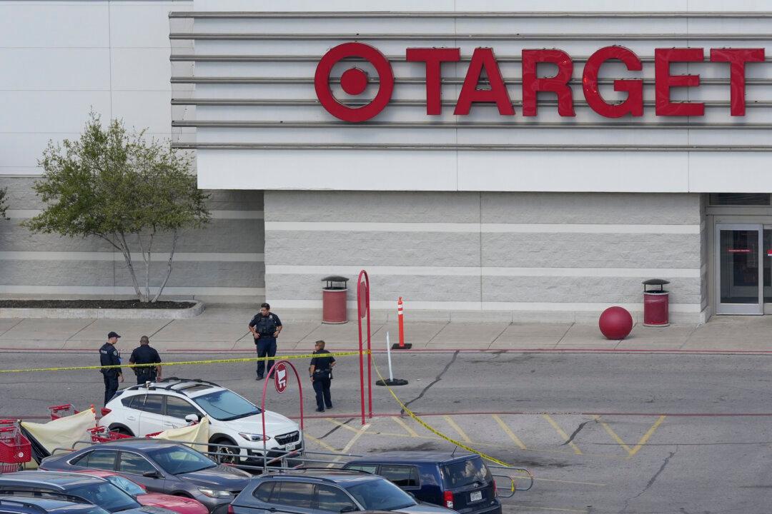 3 Killed in Austin Target Shooting; Suspect Captured