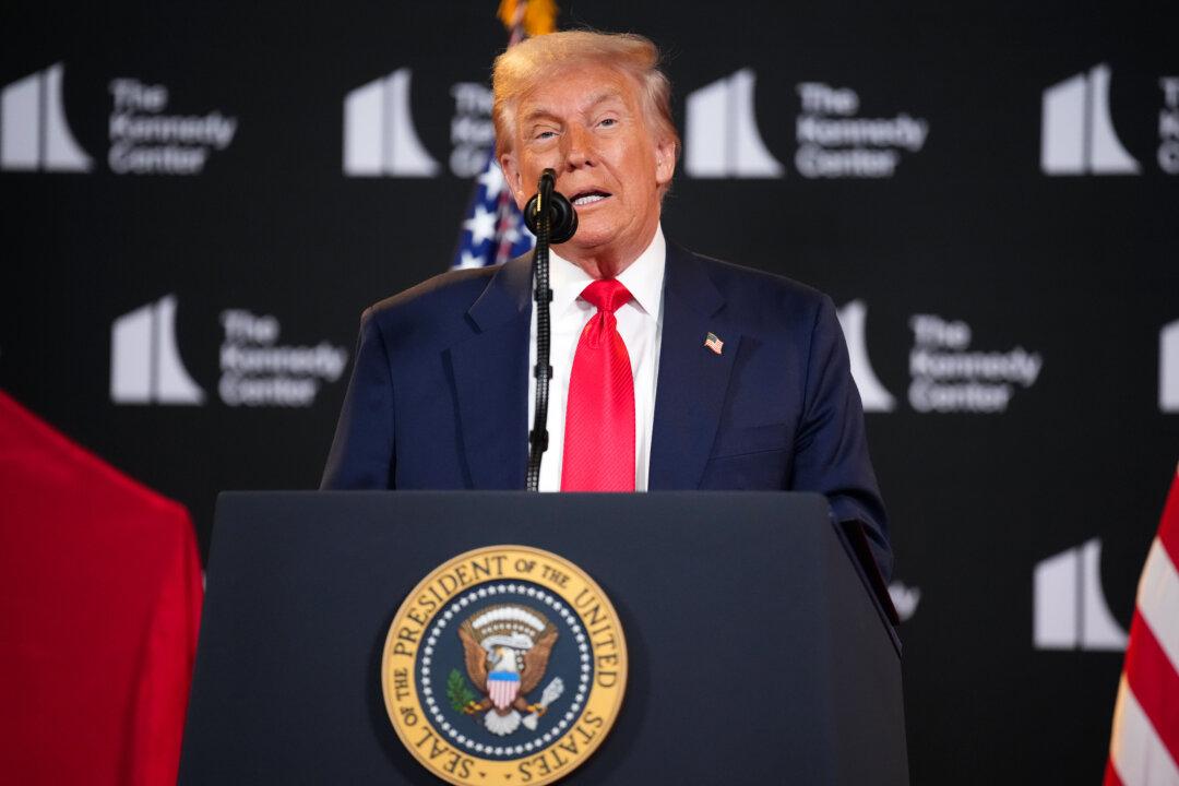 Trump Warns of ‘Very Severe Consequences’ If Putin Refuses to End Ukraine War After Alaska Summit