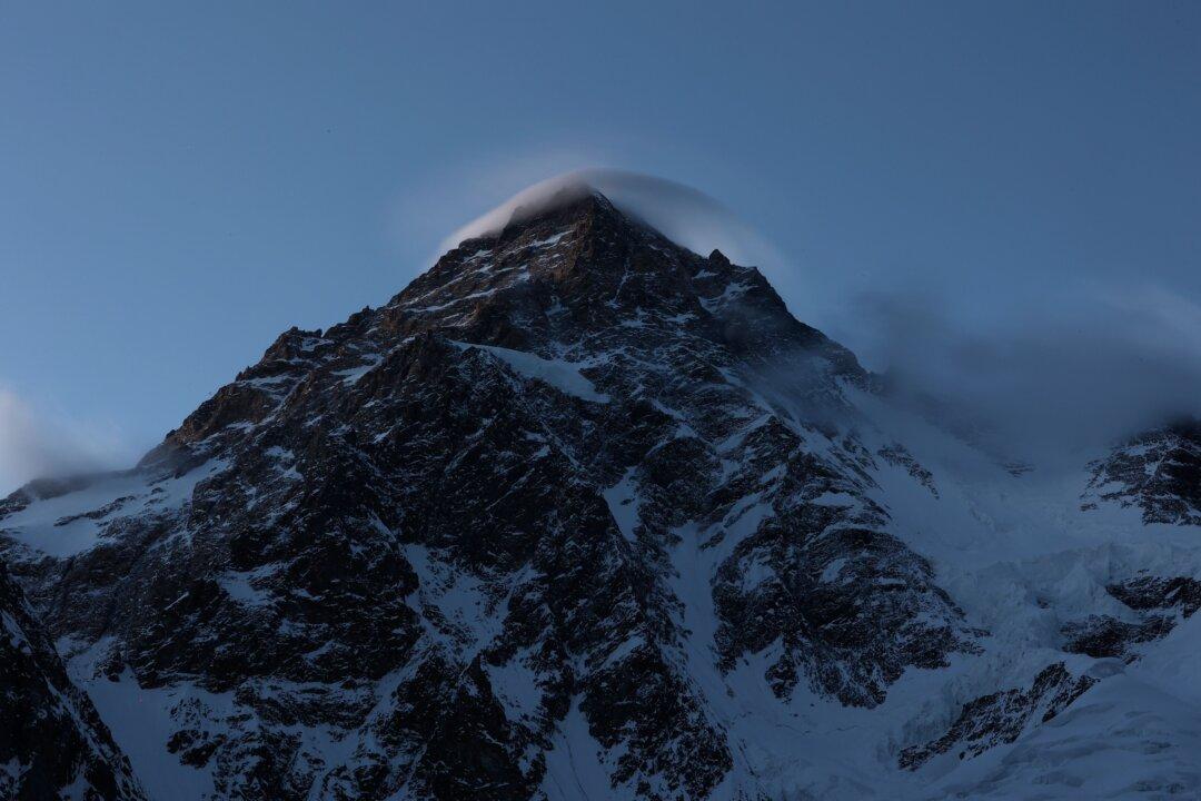 Chinese Climber Dies After Summiting World’s Second-Highest Peak, K2