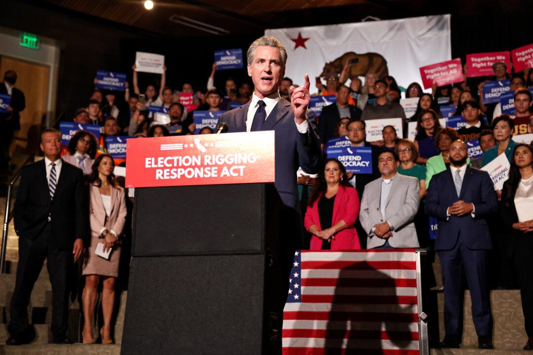 Newsom Calls Special Election to Redistrict California Congress Seats—What to Know