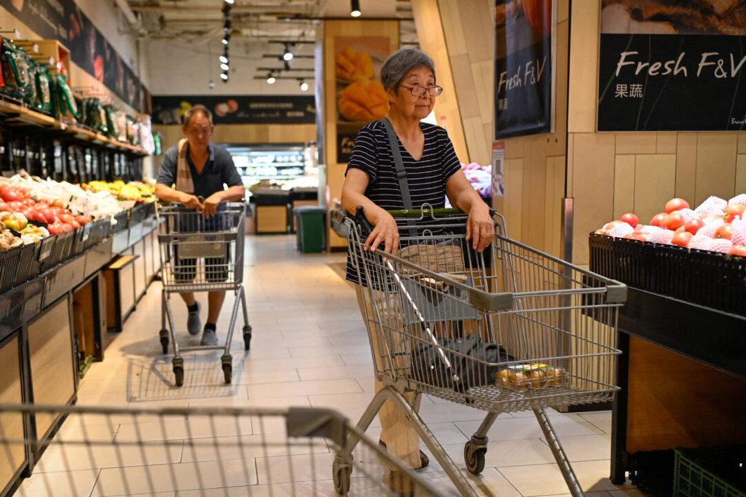 China’s Economy Losing Steam Amid Trade War With US, Data Show