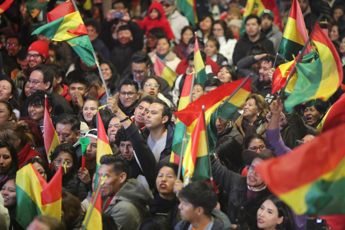 Bolivia’s Left in Historic Defeat as Presidential Vote Set for October Runoff