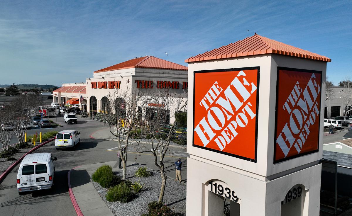 Home Depot Says to Expect ‘Modest’ Price Hikes Due to Tariffs