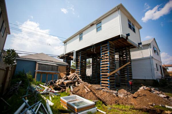 Why More Homeowners Are Choosing Disaster-Resistant Homes