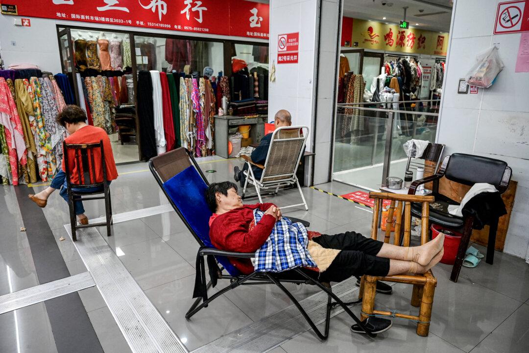 How China’s Social Insurance Crackdown Could Devastate Businesses: Experts