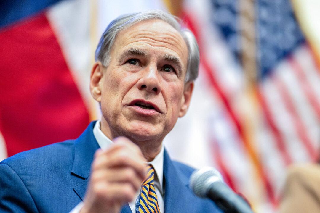 Abbott Says He Will Quickly Sign Into Law New Texas Congressional Map Favoring Republicans