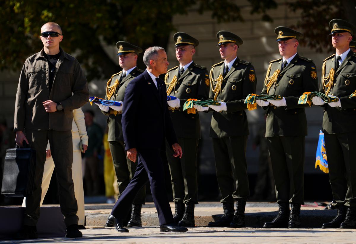 Drones, Armoured Vehicles Part of Canada’s $2B Military Aid Package for Ukraine