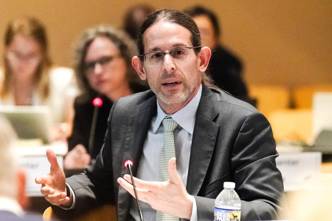 CDC Advisory Committee Launches Review of COVID-19 Vaccines