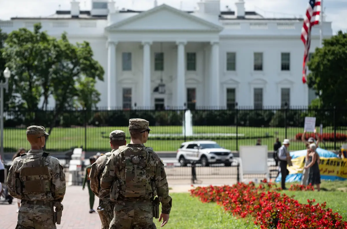 Trump Admin Announces Recruitment Drive for Federal Officers in DC thumbnail