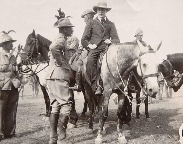 Winston Churchill on horseback after escaping from a Boer prison in 1899. (Public Domain)