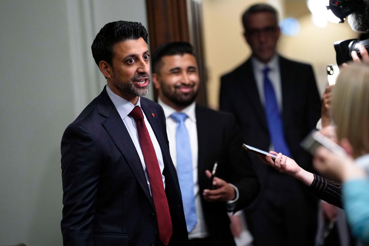 Trade Minister Warned About China’s ‘Economic Coercion’ in Briefing by Global Affairs