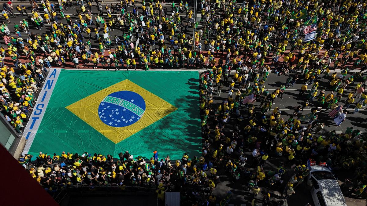 Brazil’s Bolsonaro Supporters Protest Against Supreme Court, President Lula