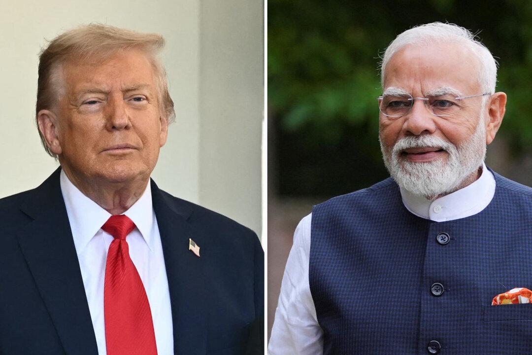 Trump Says Trade Talks With India Continue