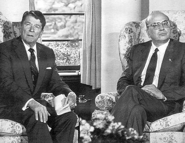 President Ronald Reagan with Bettino Craxi in May 1986. (Public Domain)