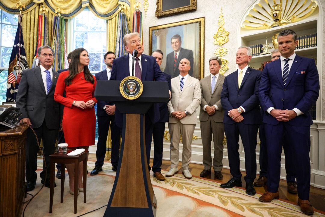 Trump Announces Space Command Moving to Alabama