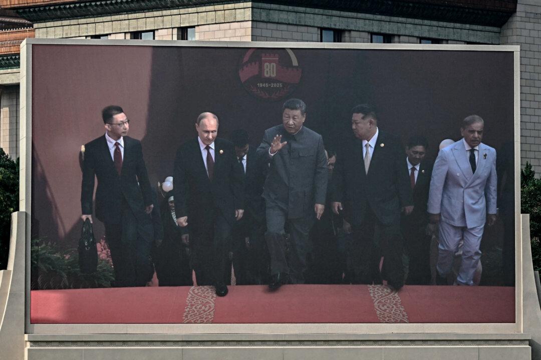 Putin, Xi Hot Mic Moment on Organ Transplants Underscores Concerns O ver Organ Harvesting in China