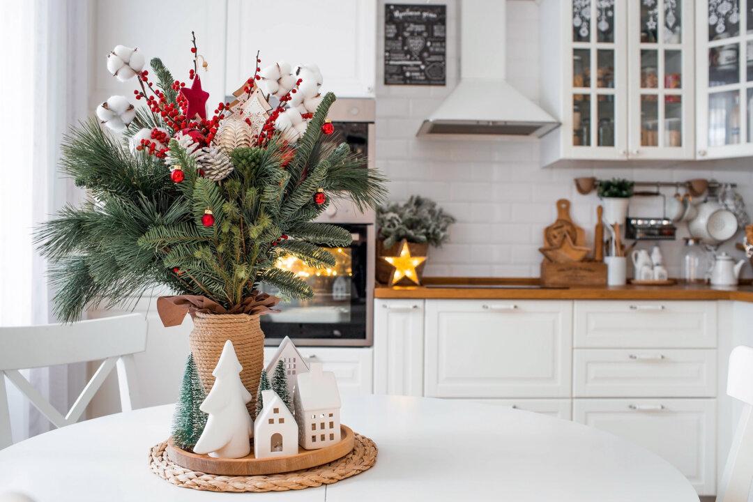 Holiday Cleaning Hacks: How to Be Guest-Ready in No Time