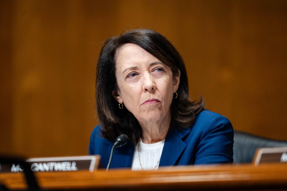 Sen. Maria Cantwell (D-Wash.) speaks on Capitol Hill in Washington on Sept. 4, 2025. (Madalina Kilroy/The Epoch Times)