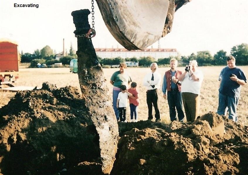 Spectators watch the recovery of Josephine in Burg, Germany, in 1996. (Courtesy of Joseph Peterburs)