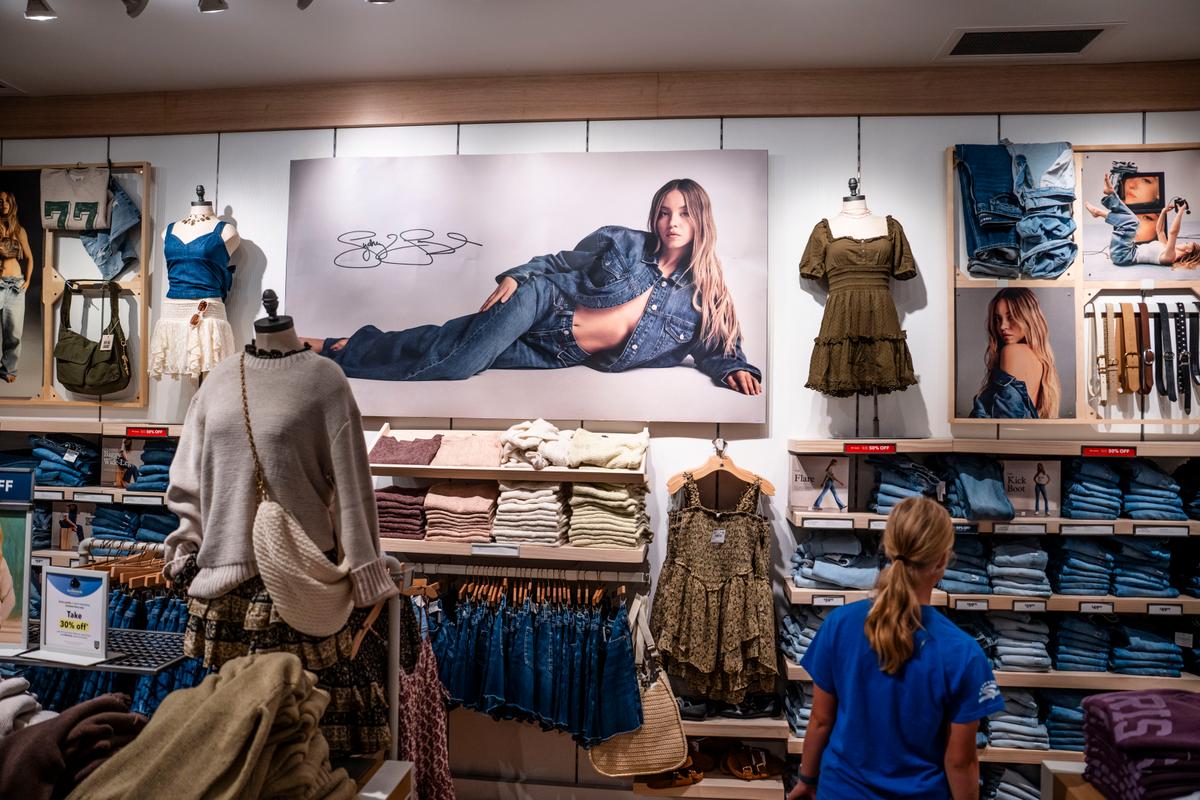 Sydney Sweeney Breaks Silence on American Eagle Jeans Ad Backlash, Trump Approval