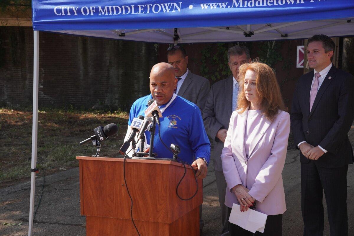 New York state Assembly Speaker Carl Heastie speaks in front of the Solomon Kleiner Center in Middletown, N.Y., on Sept. 4, 2025. (Oliver Mantyk/The Epoch Times)
