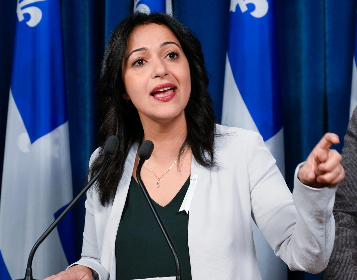 Moratorium Called on New Digital Transformation Contracts by Quebec Government