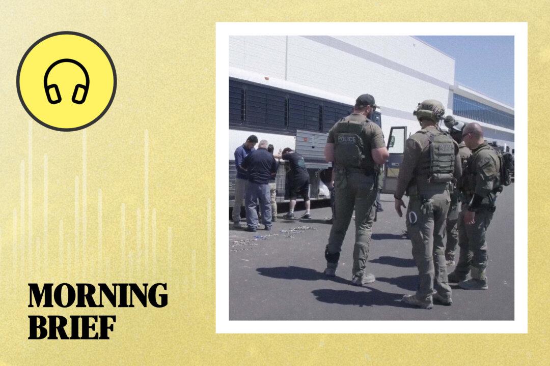 🎧 300 South Korean Workers Detained in Immigration Operation to Be Released and Sent Back Home