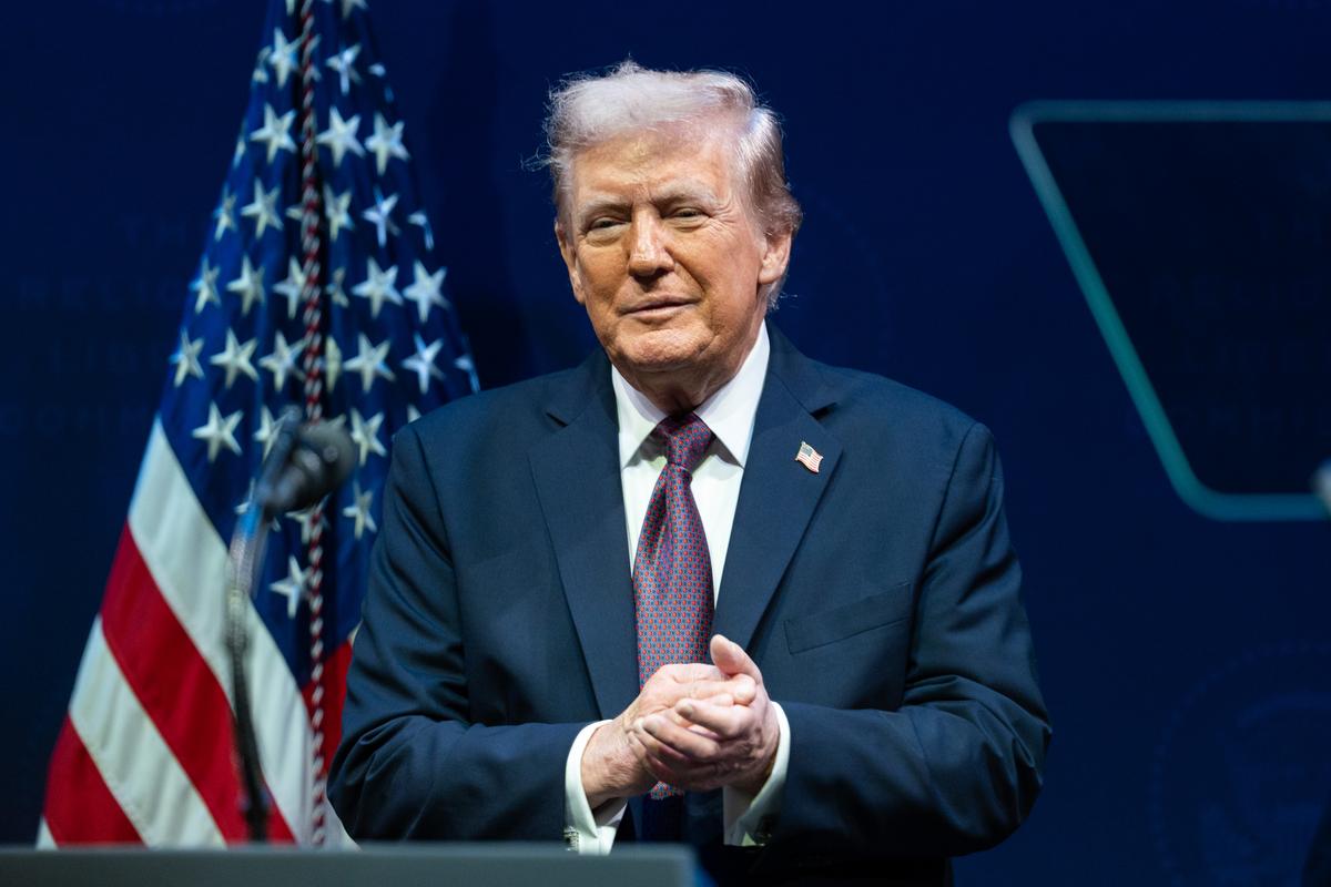 Trump’s Net Worth Jumps to $7.3 Billion, Vaulting Him Up Forbes 400 List