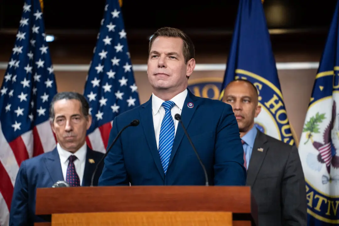 Rep. Swalwell Sues US Housing Official, Accuses Him of Abusing Position