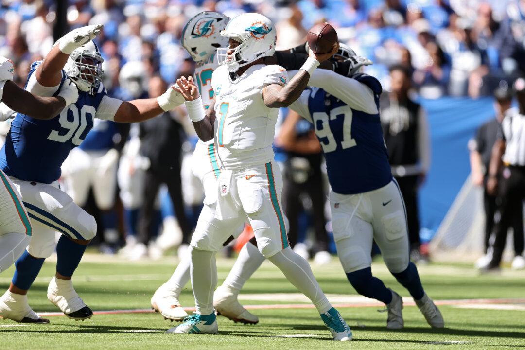 Colts’ Xavien Howard Says Pressuring Tua Sparked Dolphins’ Turnovers