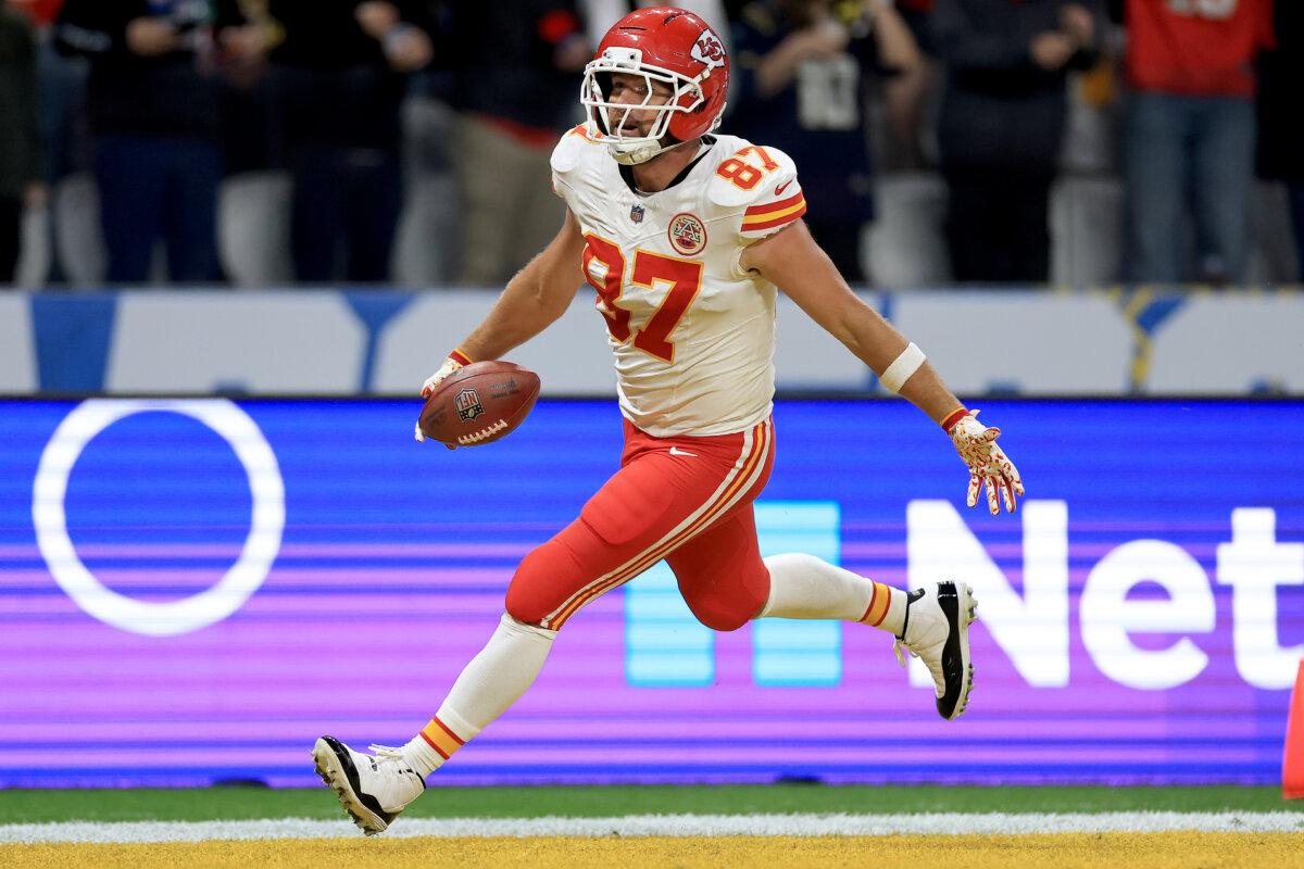 Travis Kelce #87 of the Kansas City Chiefs celebrates after scoring a touchdown against the Los Angeles Chargers during the game at Arena Corinthians in Sao Paulo, Brazil, on Sept. 5, 2025 (Buda Mendes/Getty Images)