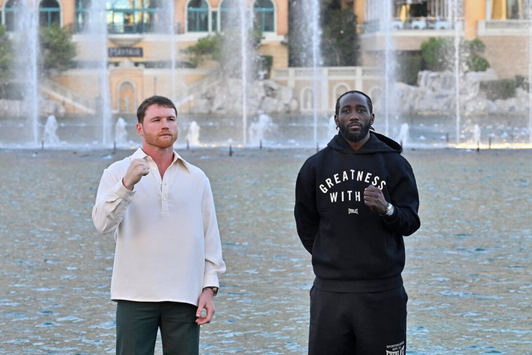 Canelo Alvarez vs. Terence Crawford: Preview, Fight Details, What to Know About Boxing’s Superfight