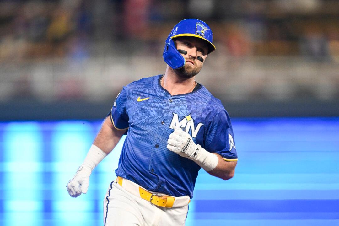 Twins’ Clemens Breaks From Father’s Shadow, Finds Home With Minnesota