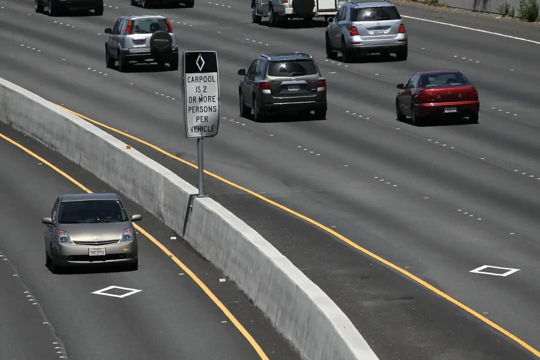 California Assembly Advances Bill to Study Mileage-Based Road Fees
