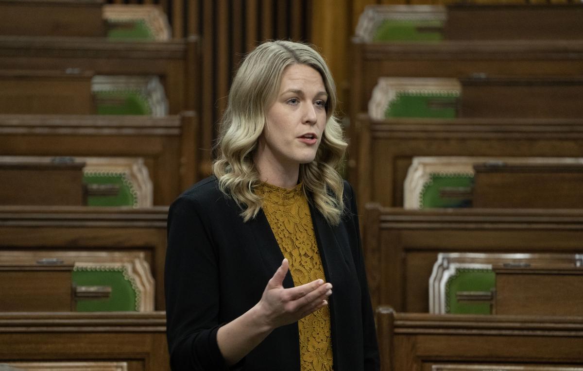 Tory MP Pays Tribute to Charlie Kirk in the House of Commons, Liberal Ministers Rise in Support